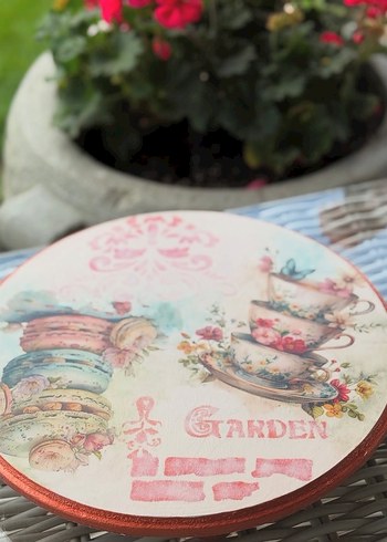 Pastel Renkli Bahçe Temalı Dekoratif Sunumluk - Görsel 2