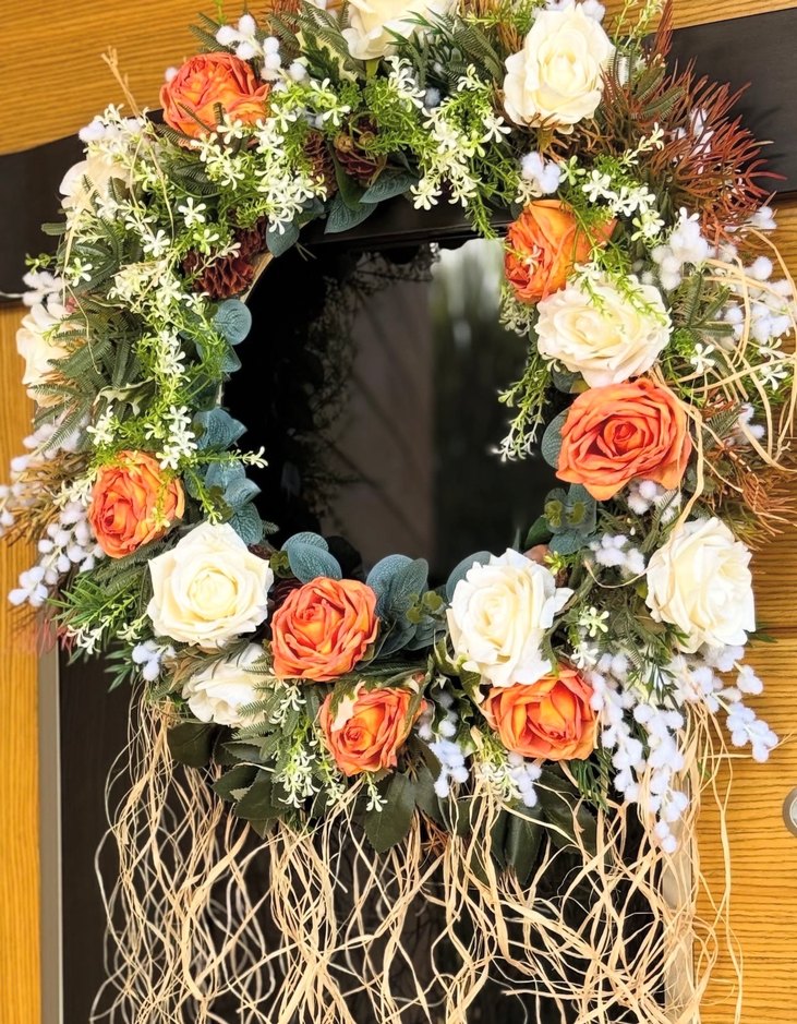 Beyaz ve Turuncu Çiçekli Kapı Süsü - Görsel 5