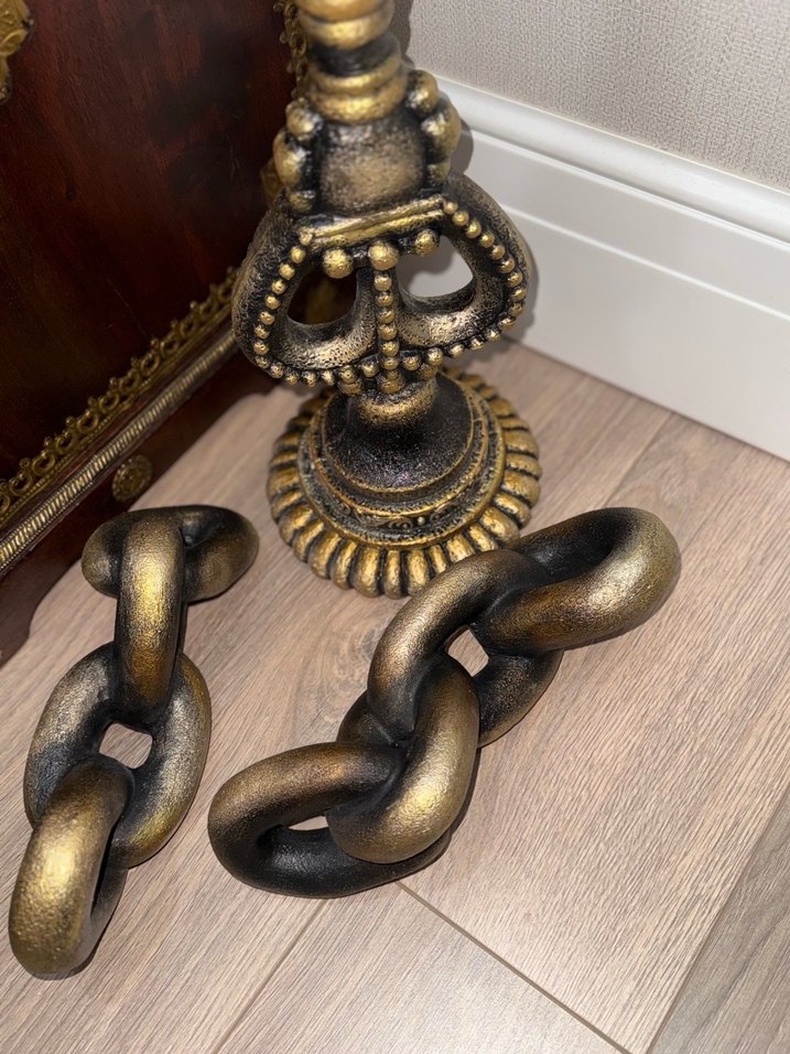 Koyu Altın Renkli Dekoratif Anahtar Biblo - Görsel 3