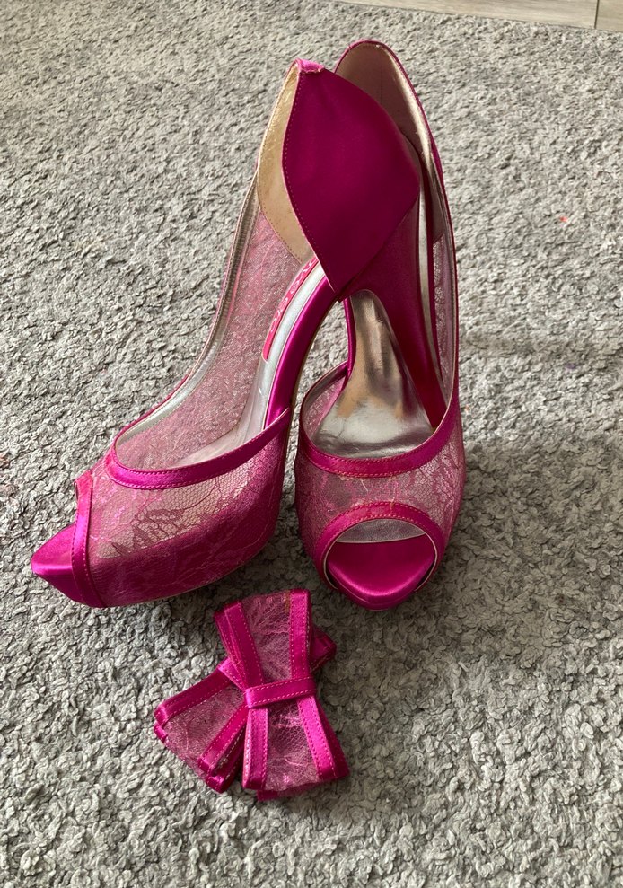 Dantel Detaylı Parlak Pembe Yüksek Topuklu Ayakkabı - Görsel 3