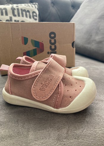 Kız Çocukları İçin İlk Adım Ayakkabısı Velcro - Görsel 2