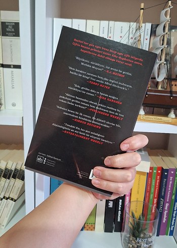 Trendeki Kız - Paula Hawkins