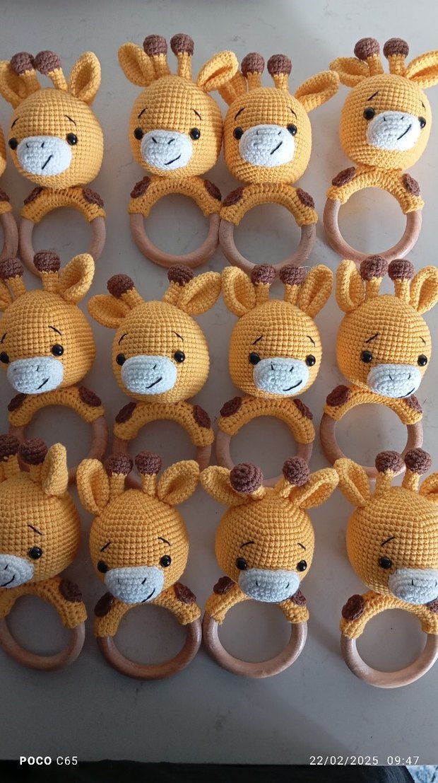 Renkli Örgü Zürafa ve Tavşan Diş Kaşıyıcı - Görsel 3