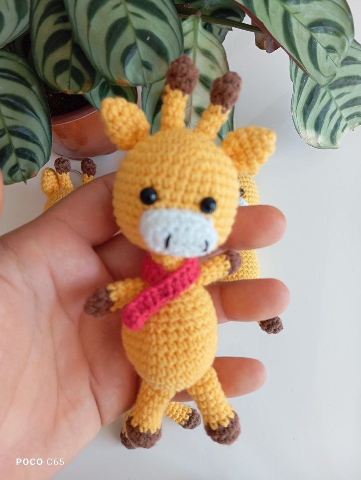 Renkli El Örgüsü Zürafa Peluş Oyuncak - Görsel 2