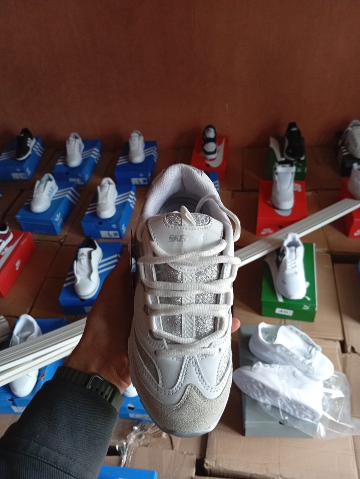 ithal orijinal Beyaz Bağcıklı Yüksek Topuklu Kadın Spor Ayakkabı - Görsel 2