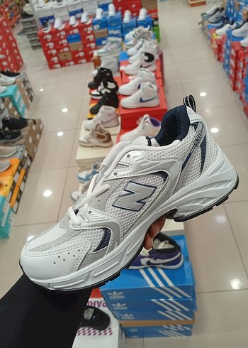 Gri Desenli Beyaz Kadın Spor Ayakkabı - Görsel 6