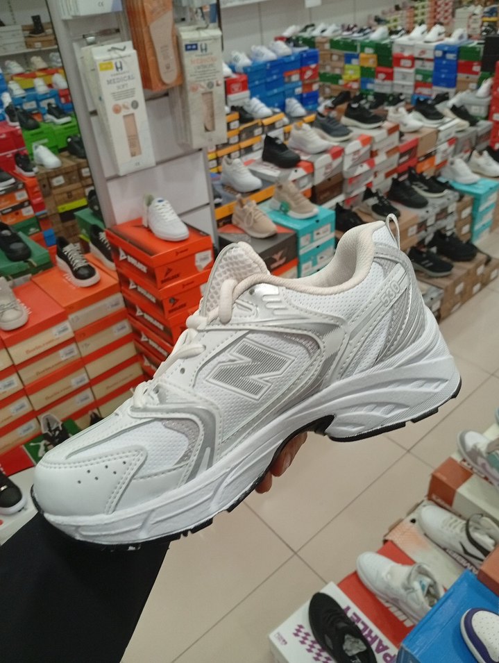 Beyaz New Balance Bağcıklı Spor Ayakkabı - Görsel 4