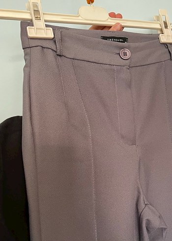 34 Beden Kadın Gri Kemerli Ofis Kumaş Pantolon