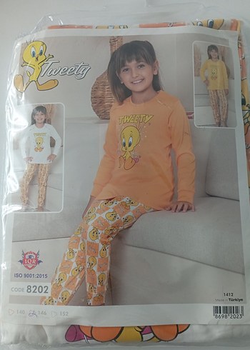 Uzun Kollu kız Kız Çocuk Pijama Takımı
