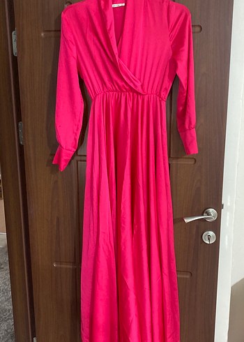 Pembe Uzun V Yakalı Salaş Elbise