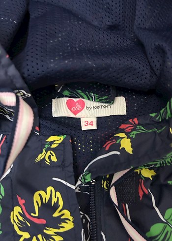 Renkli Desenli Kapüşonlu Kadın Ceket - Görsel 2