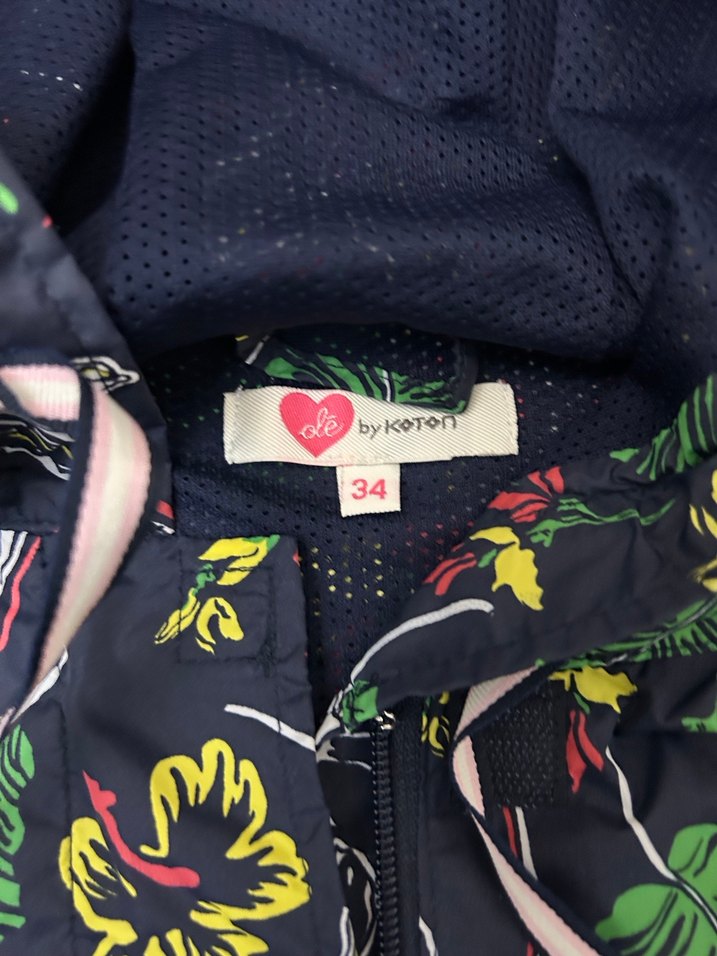 Renkli Desenli Kapüşonlu Kadın Ceket - Görsel 2