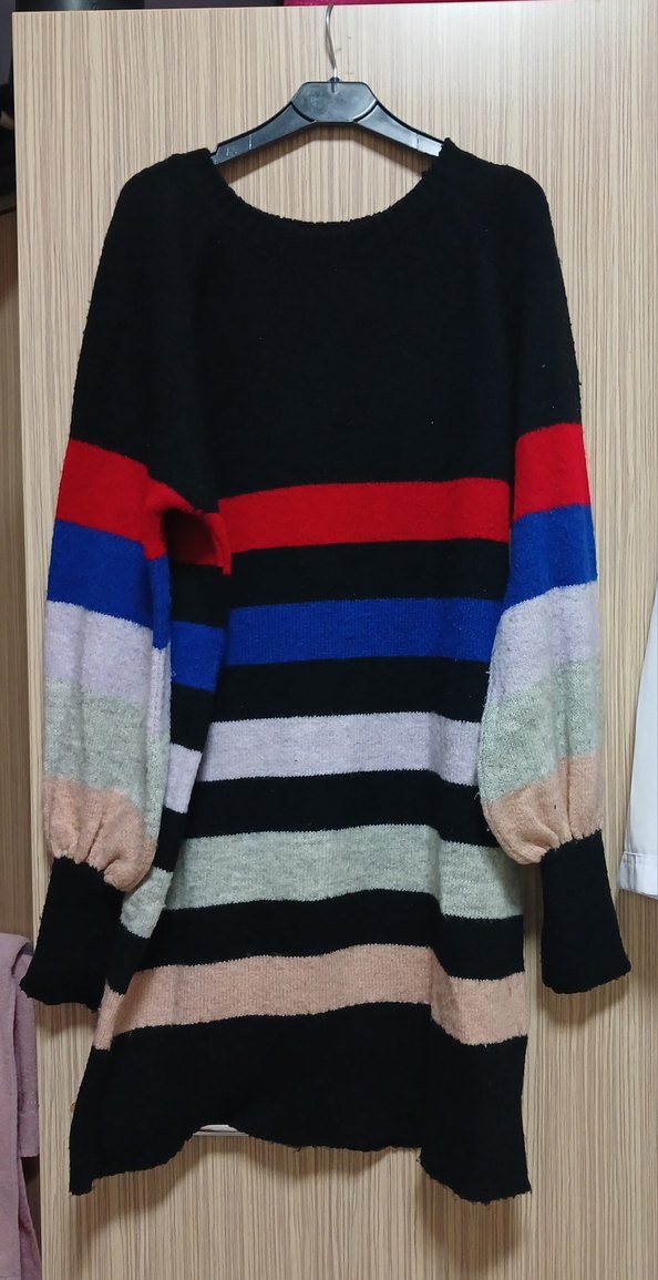 Çizgili Oversize Triko Elbise - Görsel 3