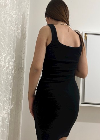 Siyah Kolsuz Midi Düz Kesim Elbise - Görsel 4