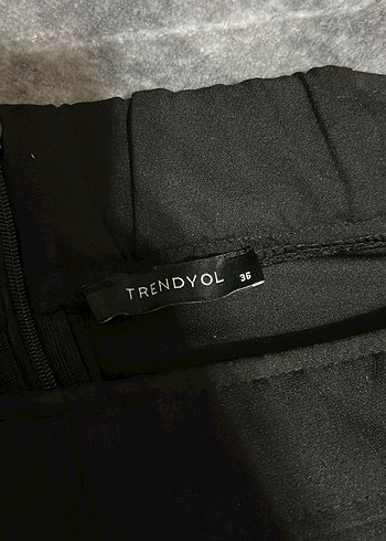 Siyah Pilili Mini Etek - Görsel 3