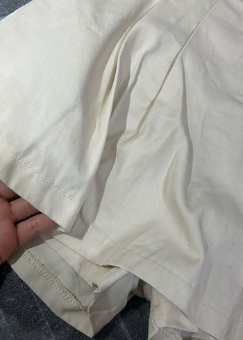 Bej Yüksek Bel Keten Şort Pilili - Görsel 2