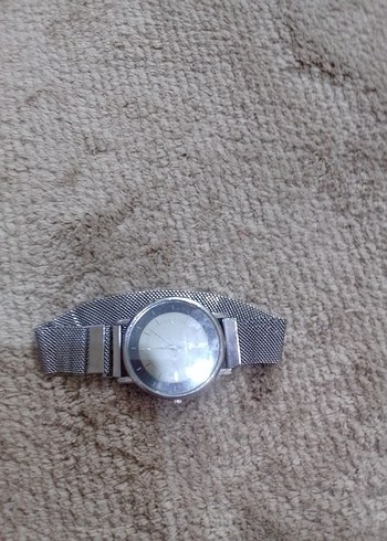  Beden Gri Minimalist Kadın Kol Saati