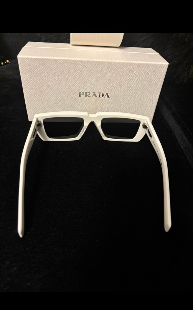Beyaz Prada Kadın Gözlüğü - Görsel 4
