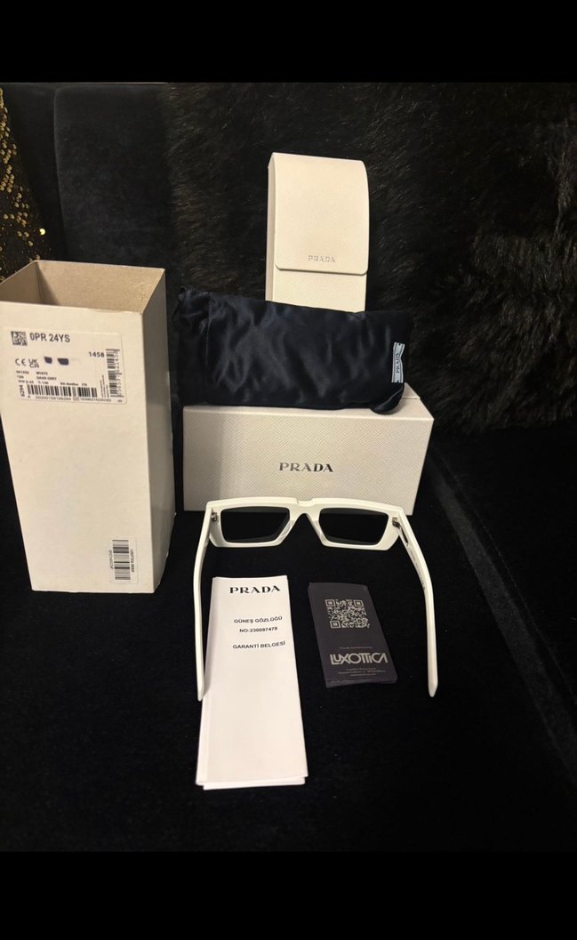 Beyaz Prada Kadın Gözlüğü - Görsel 2