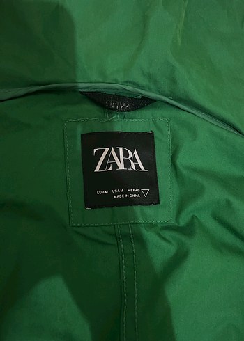 Kadın Yeşil Kapüşonlu Rahat Kesim rüzgarlık - Görsel 4