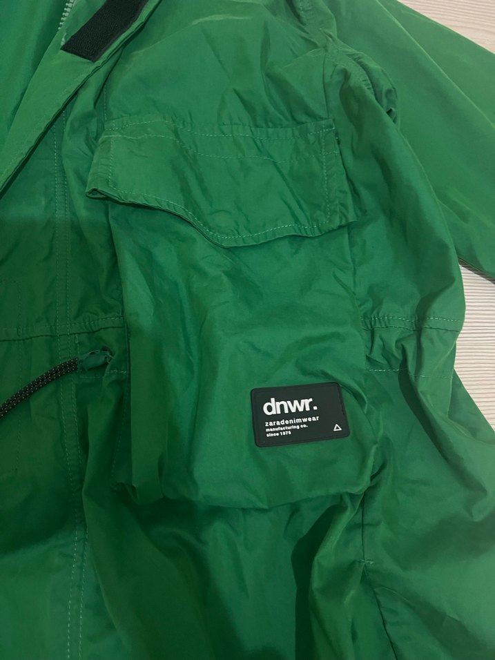 Kadın Yeşil Kapüşonlu Rahat Kesim rüzgarlık - Görsel 5