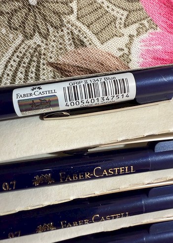  Faber-Castell Grip 1347 Lacivert Uçlu Kalem
