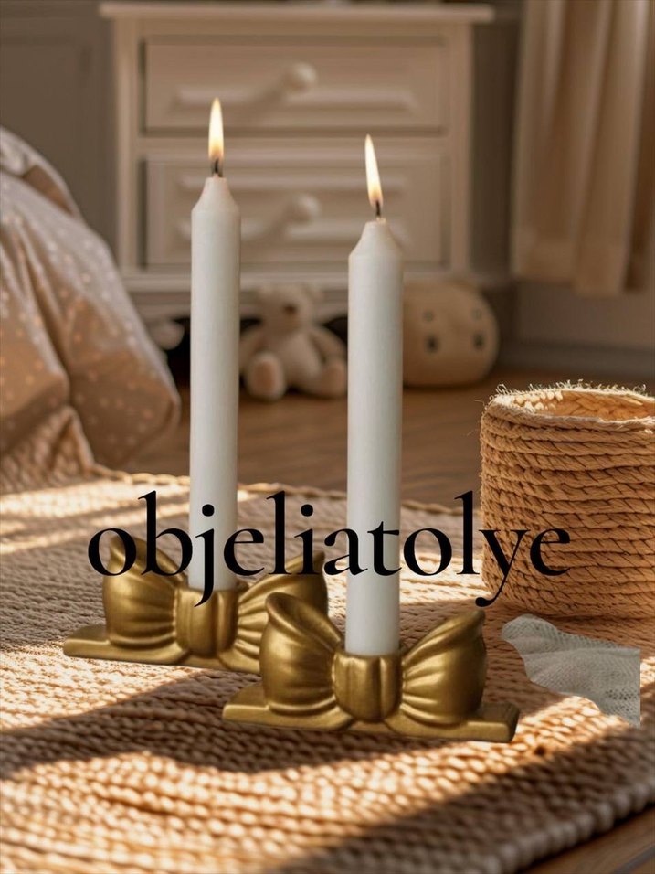 Kelebekli Beyaz Mumluk ve Kalp Desenli Mum - Görsel 4