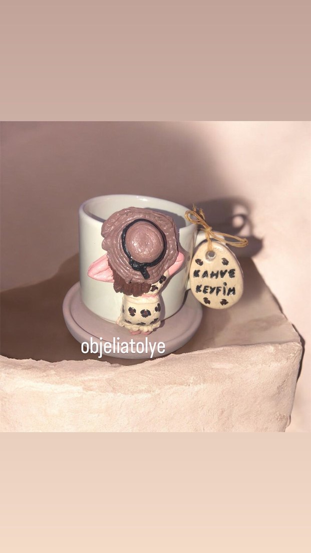 Kaplı kadın fincan Kahverengi Figürlü Seramik Fincan - Görsel 2