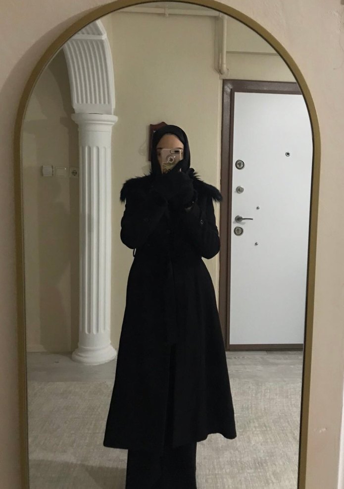 Kürklü Siyah Uzun Goth Kadın Kabanı - Görsel 3