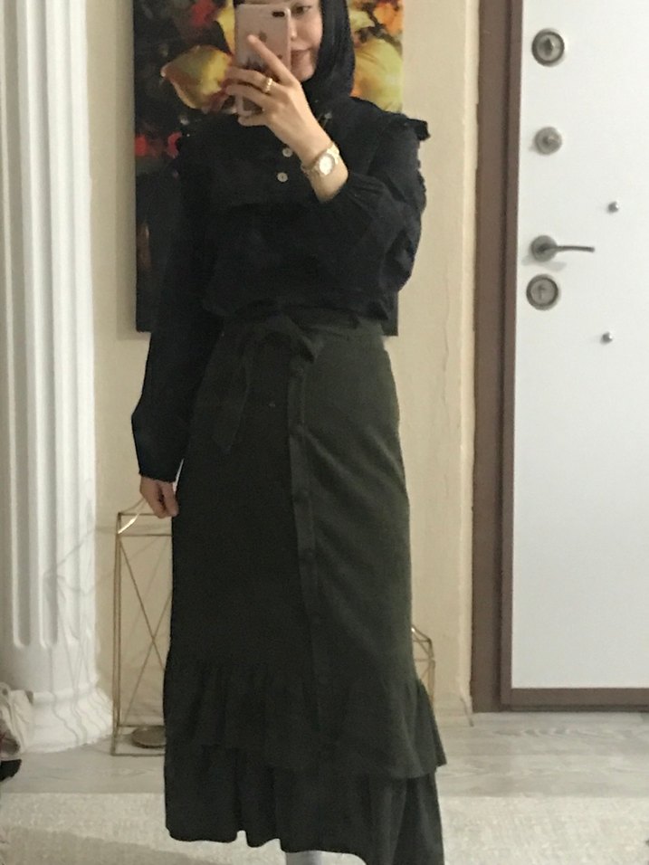 Siyah Fırfırlı Uzun Keten Etek - Görsel 3