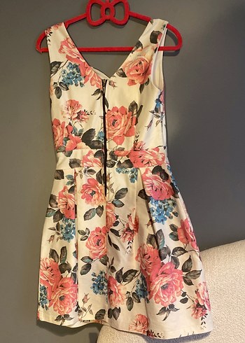 Çiçek Desenli Midi Vintage Elbise - Görsel 2