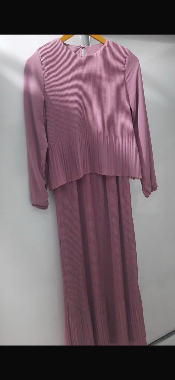 Uzun Kollu Mor Piliseli Uzun Elbise - Görsel 2