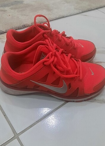 Nike spor