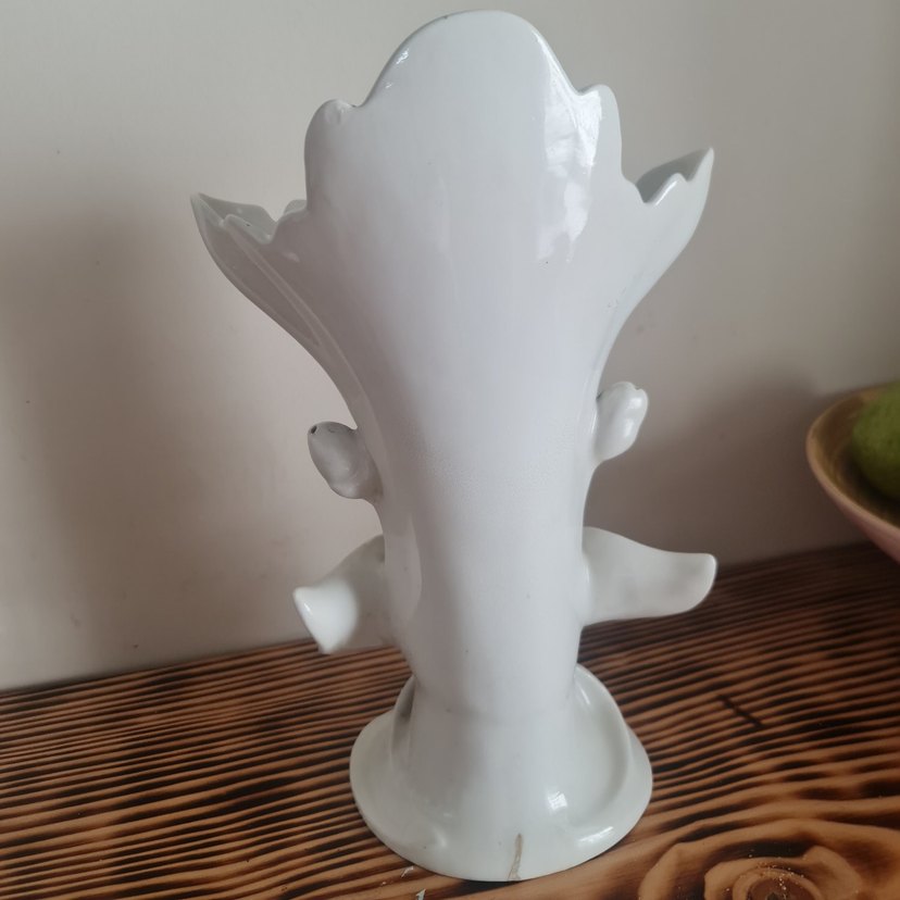 Fransız antika Çiçek Detaylı Beyaz Gri sari varaklı Seramik Vazo - Görsel 4