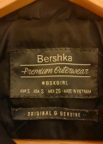 berska Siyah Düğmeli fermuarlı kapitoneli Günlük Mont - Görsel 2