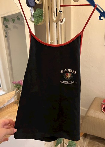 Kırmızı İpli Askılı Kadın Boyundan Bağlamalı Crop