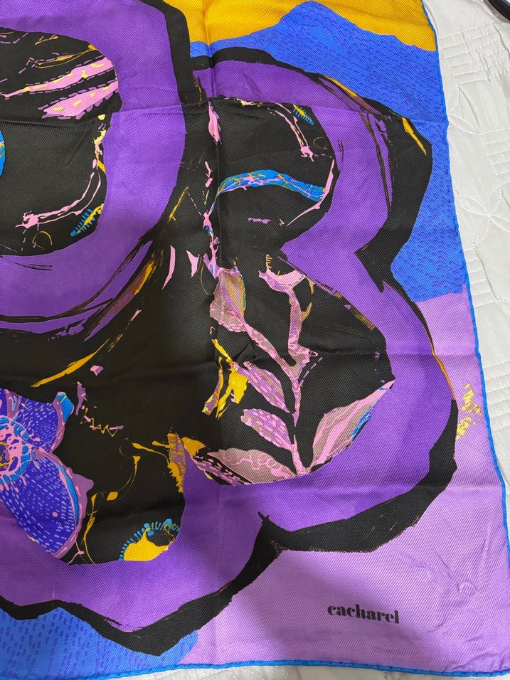 Cacharel ipek eşarp - Görsel 5