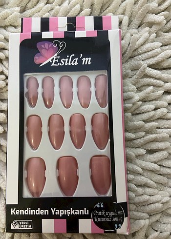 Esila'm Kendinden Yapışkanlı Takma Tırnak