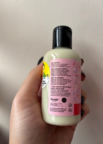 Lush x Hello Kitty ve Arkadaşları Duş Jeli - Görsel 4