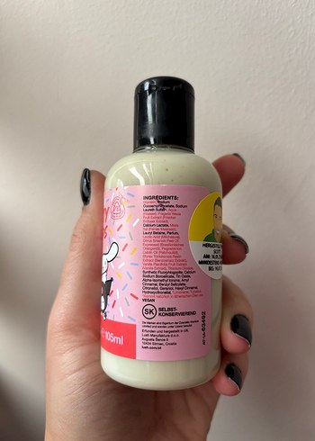 Lush x Hello Kitty ve Arkadaşları Duş Jeli - Görsel 6