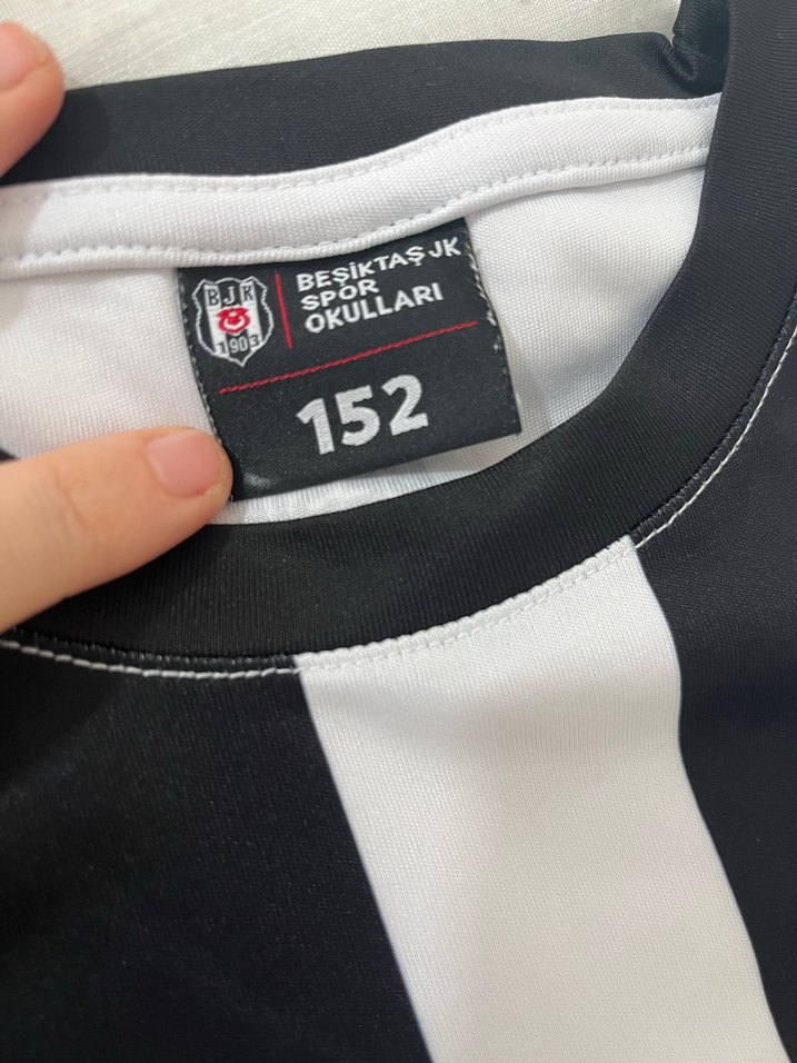 Düğmeli Siyah Beyaz Çizgili Erkek Tişört - Görsel 3