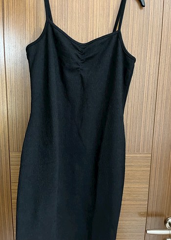 Siyah Askılı Elbise - Görsel 2