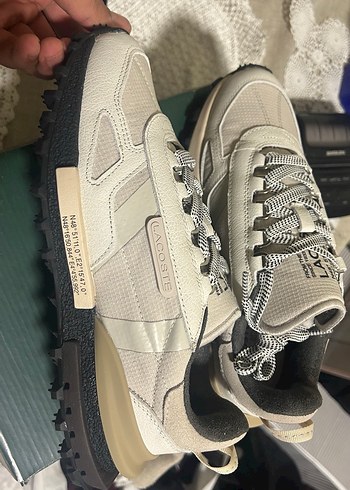 Lacoste kadın Beyaz Gri Spor Ayakkabı