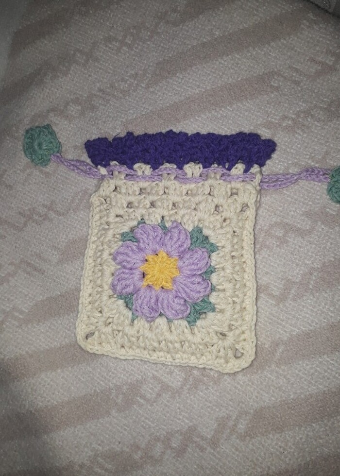 Çiçekli Örgü motifli kese çanta - Görsel 3