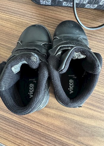 Erkek Çocuk Siyah Kauçuk Bot Velcro - Görsel 2