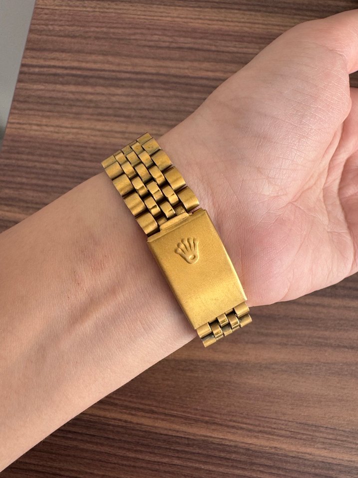 Altın Renkli Klasik kadın saat - Görsel 3