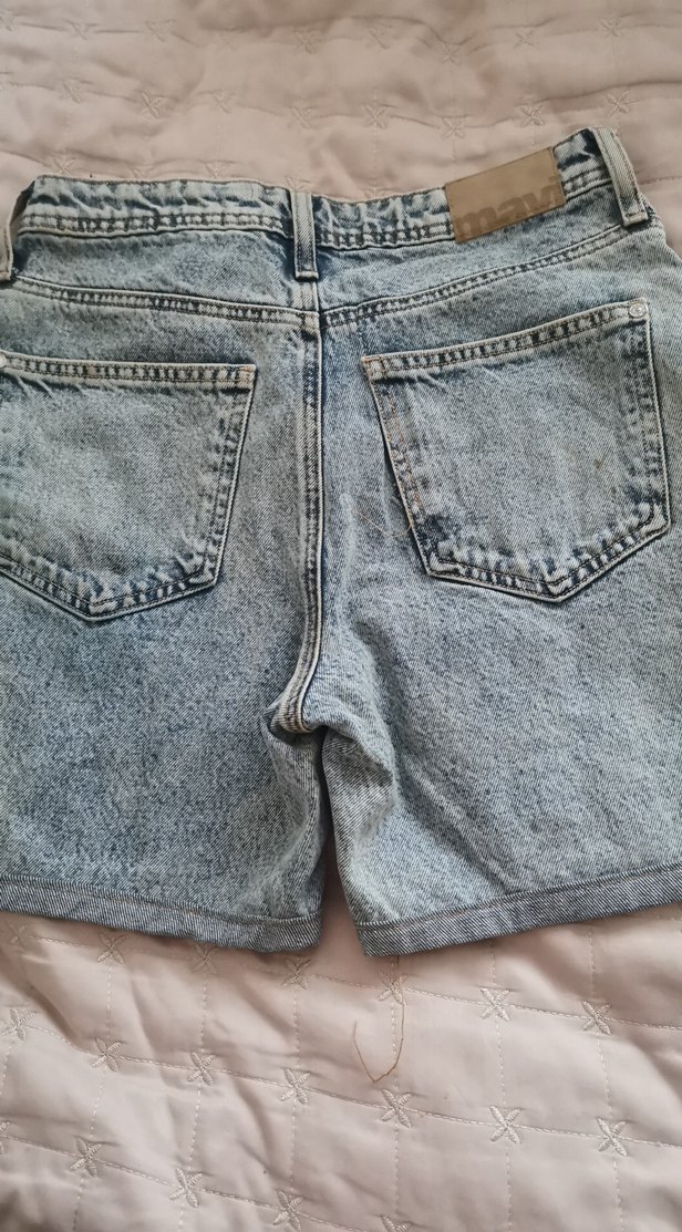 26- 30 beden Mavi Renkli Geniş Kesim Mini Denim Şort - Görsel 5