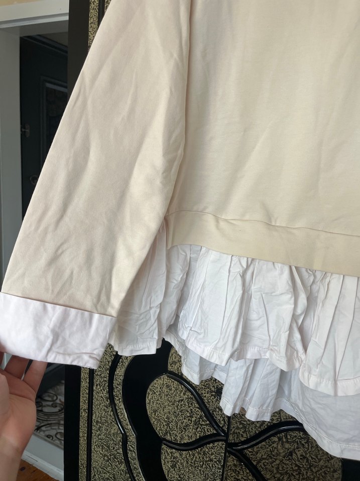 Kadın Beyaz Uzun Kollu Fırfırlı Sweatshirt - Görsel 3