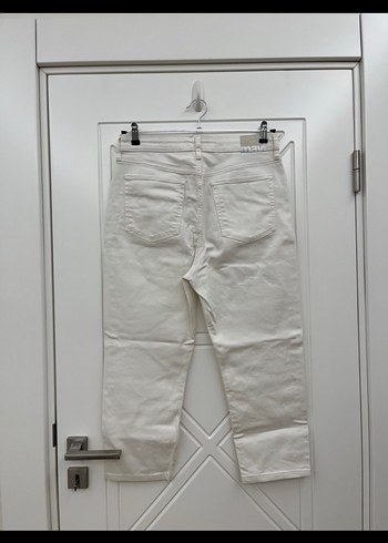 Beyaz Regular Fit Midi Kadın Kot Pantolon - Görsel 4