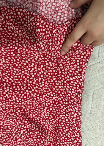 Kırmızı Etek - Görsel 3